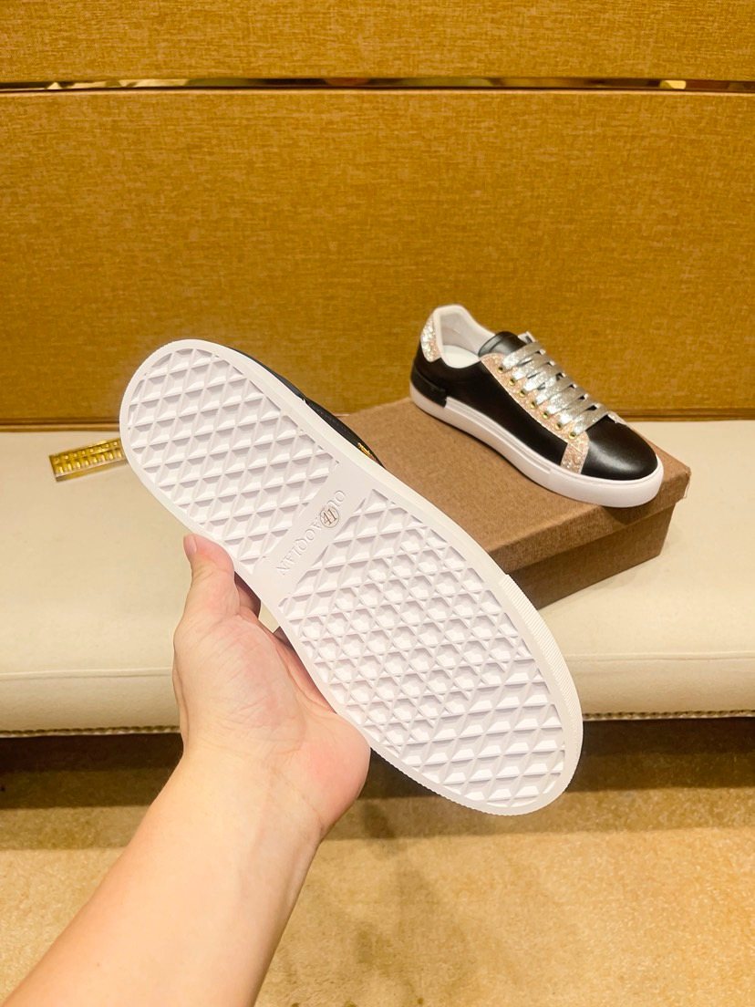 Men's Emblem Low-Top Sneakers